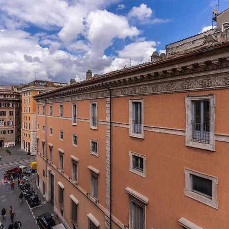Dimore Paganica Rome Bagian luar foto